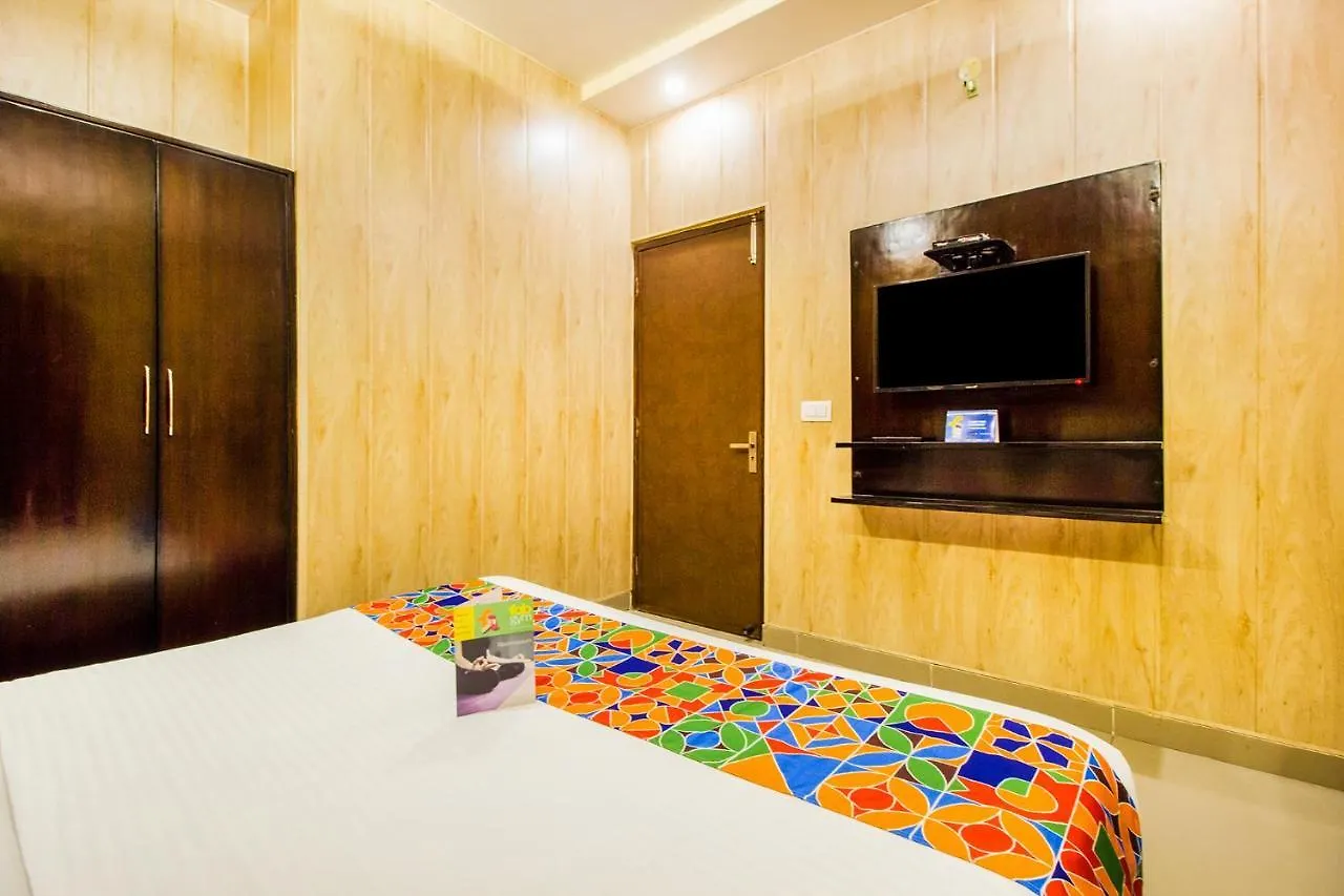 *** Hotel Fabhotel Jannat Zirakpur India