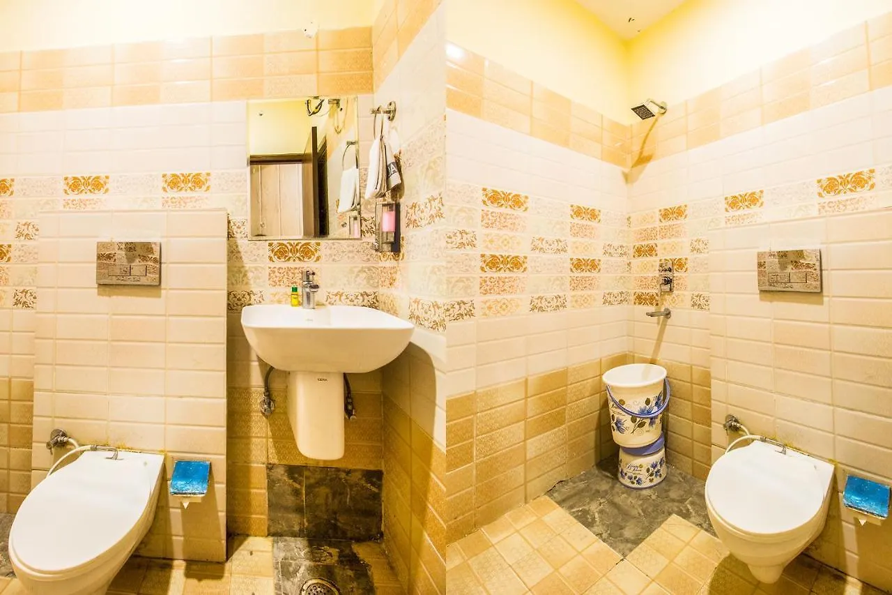 Fabhotel Jannat Zirakpur 3*,  India